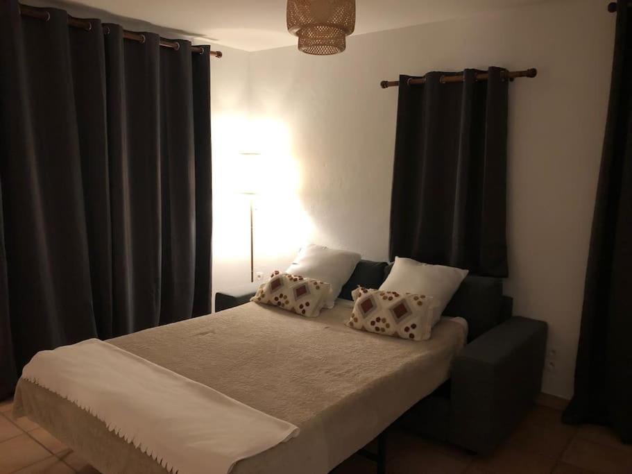 Les Loges De Bacchus L'Epicurieux Chonas-lʼAmballan Exterior foto