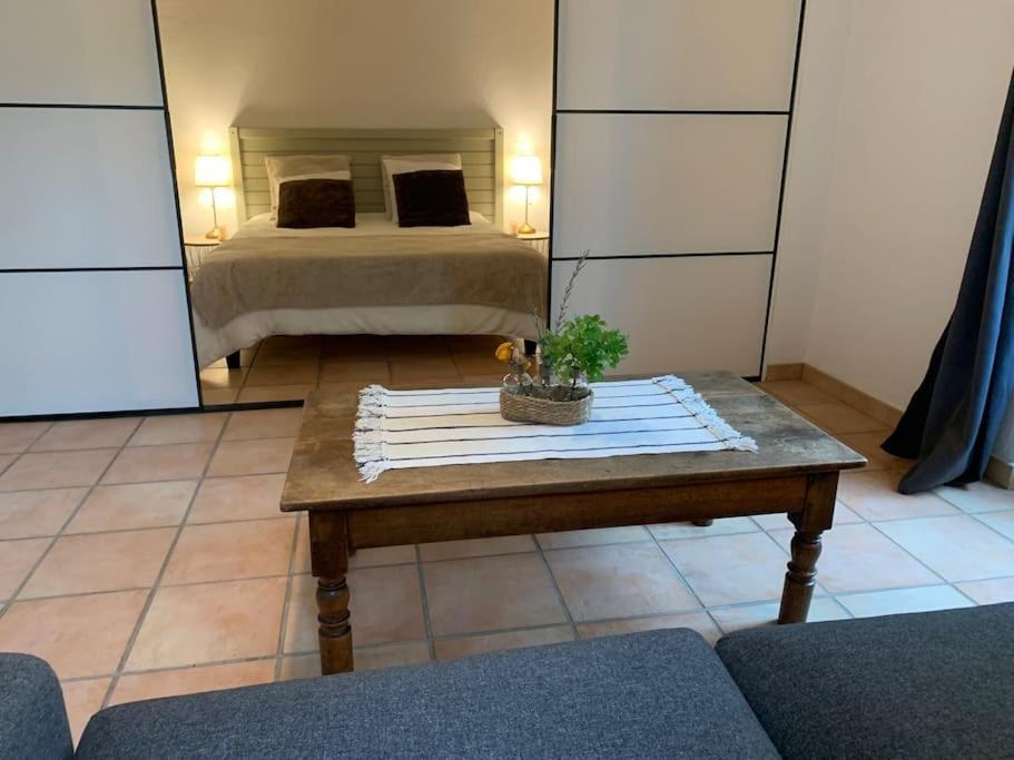 Les Loges De Bacchus L'Epicurieux Chonas-lʼAmballan Exterior foto